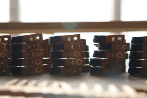 更换击弦机. Replacing felts