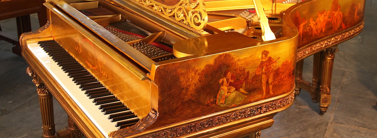 刚刚来到我们展厅的施坦威 型号 B！